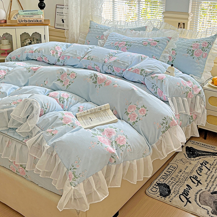 91家纺网 家纺一手货源 找家纺 艾橙家纺 2025新款雪纺花边加棉床笠款单品四件套-单被套 妆立春风