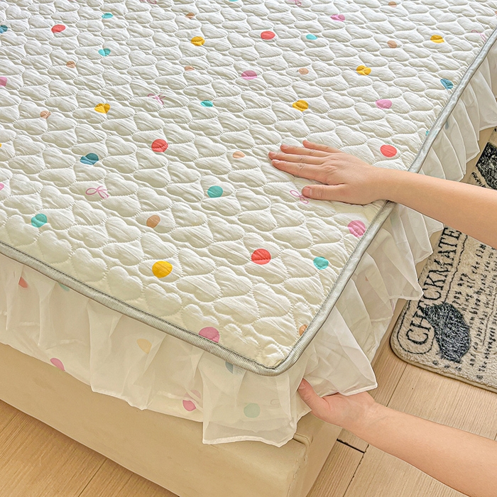 91家纺网 家纺一手货源 找家纺 艾橙家纺 2025新款雪纺花边加棉床笠款单品四件套-单被套 彩色波点