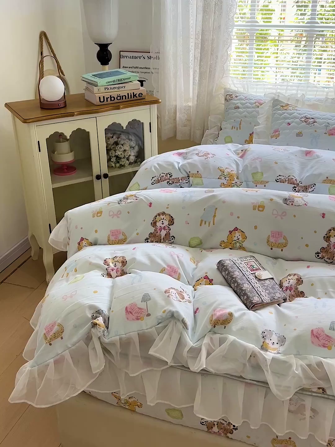 91家纺网 家纺一手货源 找家纺 艾橙家纺 2025新款雪纺花边加棉床笠款单品四件套-单被套 丹妮狗