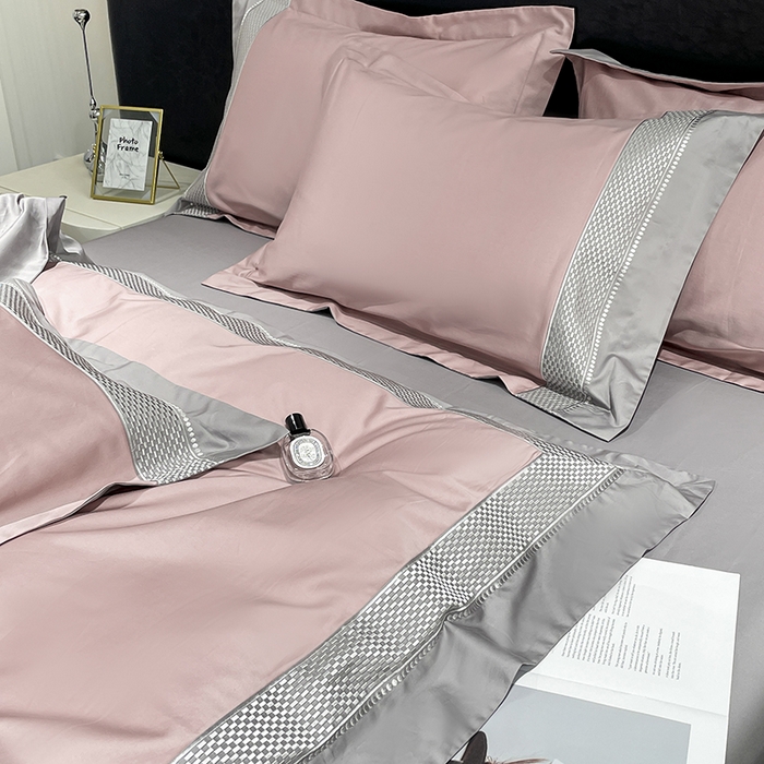 91家纺网 家纺一手货源 找家纺 皇寝世家家居 2025新款全棉新疆长绒棉100支四件套刺绣款- 亦舒系列 亦舒-琉璃粉