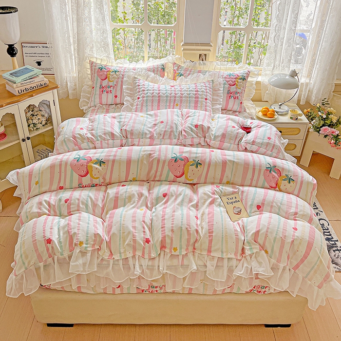 91家纺网 家纺一手货源 找家纺 艾橙家纺 2025新款雪纺花边加棉床笠款单品四件套-单被套 糖果草莓
