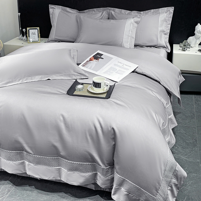 91家纺网 家纺一手货源 找家纺 皇寝世家家居 2025新款全棉新疆长绒棉100支四件套刺绣款- 亦舒系列 亦舒-浅苍灰