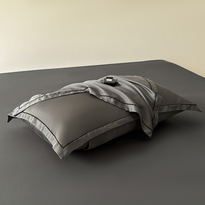 91家纺网 家纺一手货源 找家纺 百寐 2025夏季凉感60S进口兰精天丝枕套50*80/40*60枕芯保护套莱赛尔纤维 夜巴黎