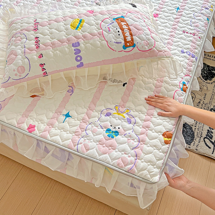 91家纺网 家纺一手货源 找家纺 艾橙家纺 2025新款雪纺花边加棉床笠款单品四件套-单被套 心彩童话