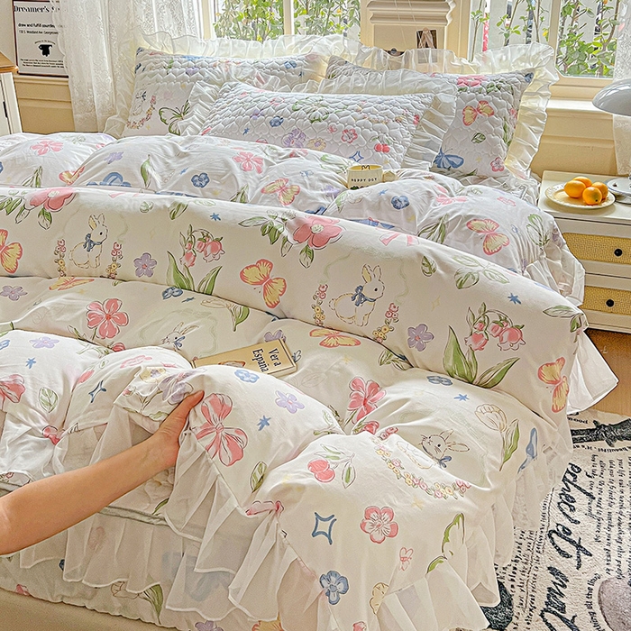 91家纺网 家纺一手货源 找家纺 （总）艾橙家纺 2025新款雪纺花边加棉床笠款单品四件套