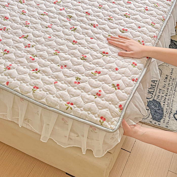 91家纺网 家纺一手货源 找家纺 艾橙家纺 2025新款雪纺花边加棉床笠款单品四件套-单被套 樱之恋