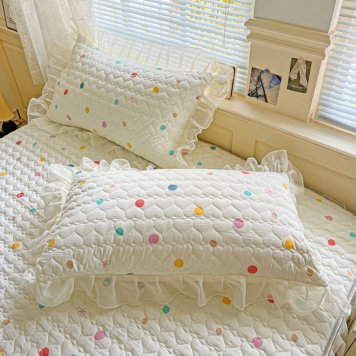 91家纺网 家纺一手货源 找家纺 艾橙家纺 2025新款雪纺花边加棉床笠款单品四件套 彩色波点