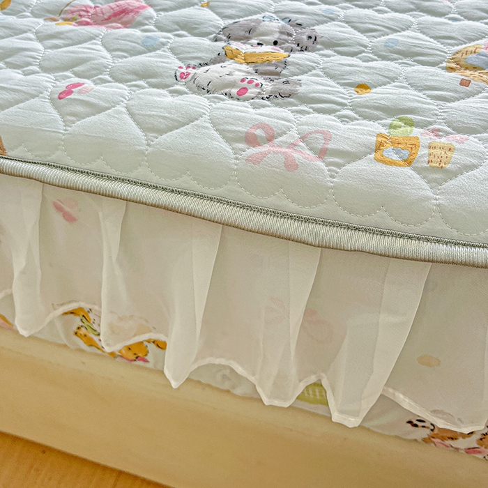 91家纺网 家纺一手货源 找家纺 艾橙家纺 2025新款雪纺花边加棉床笠款单品四件套 丹妮狗