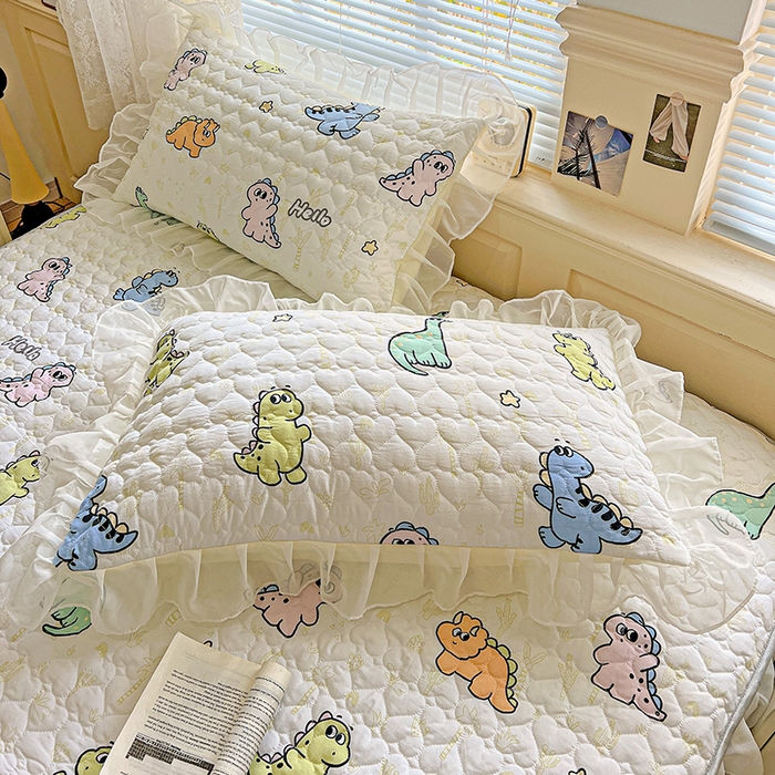 91家纺网 家纺一手货源 找家纺 艾橙家纺 2025新款雪纺花边加棉床笠款单品四件套 恐龙日记