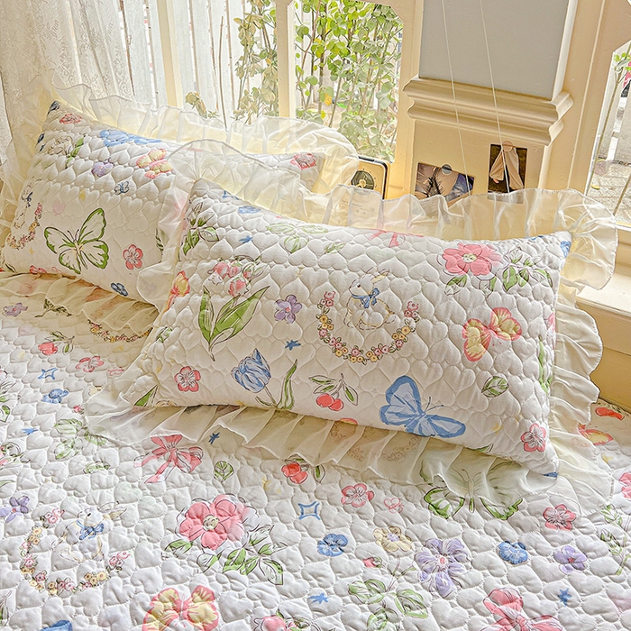 91家纺网 家纺一手货源 找家纺 艾橙家纺 2025新款雪纺花边加棉床笠款单品四件套 茉莉兔