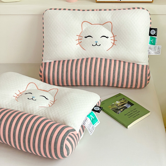 91家纺网 家纺一手货源 找家纺 （总）卓昌枕芯 2025新款学生情侣笑脸猫护颈枕枕头枕芯