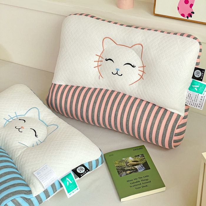 91家纺网 家纺一手货源 找家纺 卓昌枕芯 2025新款学生情侣笑脸猫护颈枕枕头枕芯 笑脸猫-蓝