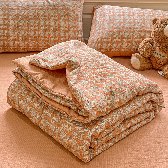 91家纺网 家纺一手货源 找家纺 一比一家纺 2025新款云感皱皱纱简单款夏被夏凉被空调被四件套 罗曼