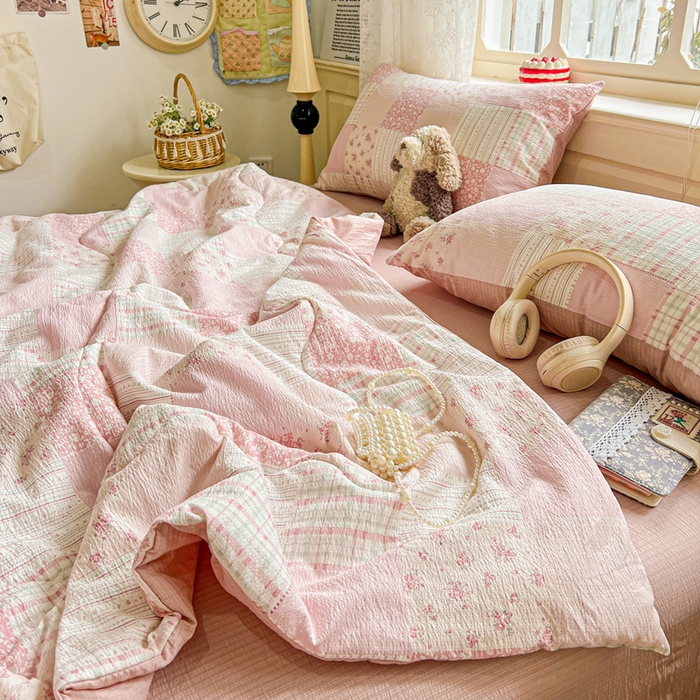 91家纺网 家纺一手货源 找家纺 一比一家纺 2025新款云感皱皱纱简单款夏被夏凉被空调被四件套 百福粉