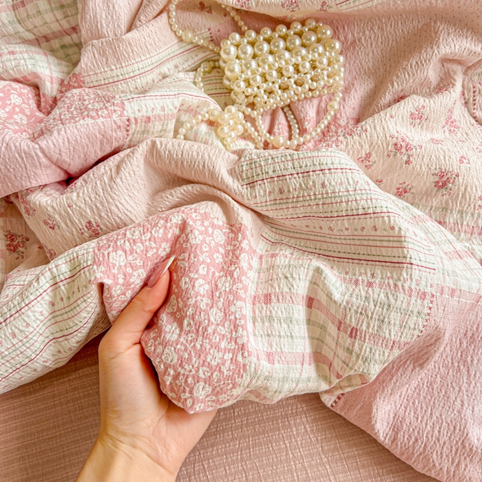 91家纺网 家纺一手货源 找家纺 一比一家纺 2025新款云感皱皱纱简单款夏被夏凉被空调被四件套 百福粉