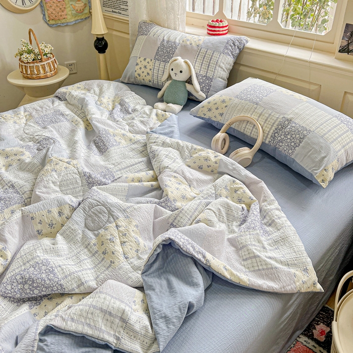 91家纺网 家纺一手货源 找家纺 一比一家纺 2025新款云感皱皱纱简单款夏被夏凉被空调被四件套 百福兰