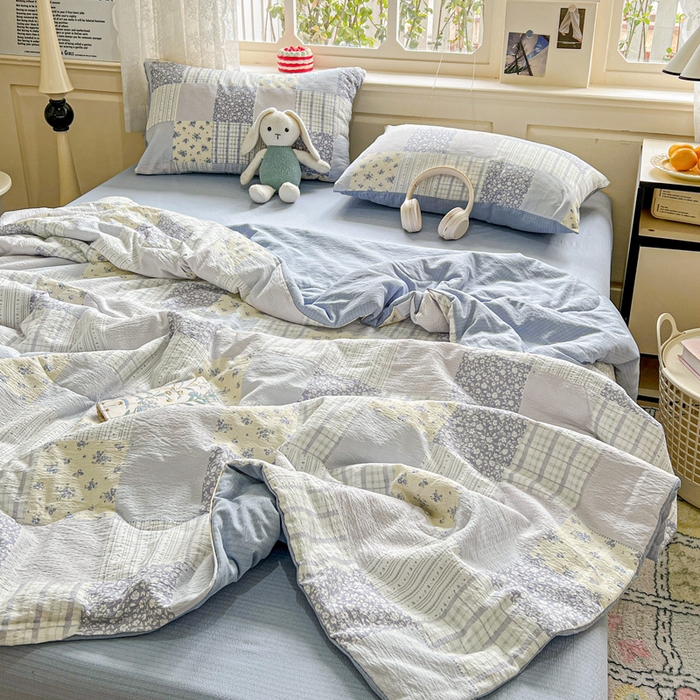 91家纺网 家纺一手货源 找家纺 一比一家纺 2025新款云感皱皱纱简单款夏被夏凉被空调被四件套 百福兰