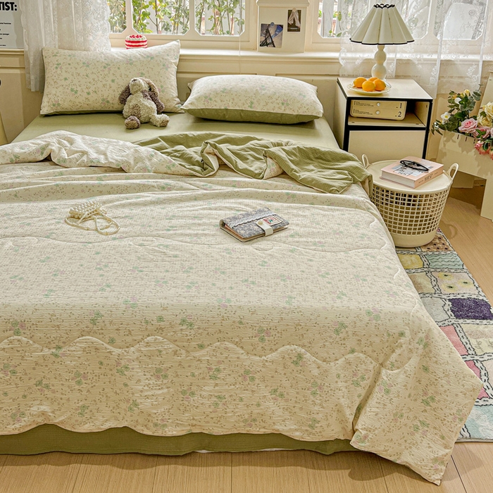 91家纺网 家纺一手货源 找家纺 一比一家纺 2025新款云感皱皱纱简单款夏被夏凉被空调被四件套 薄荷微凉