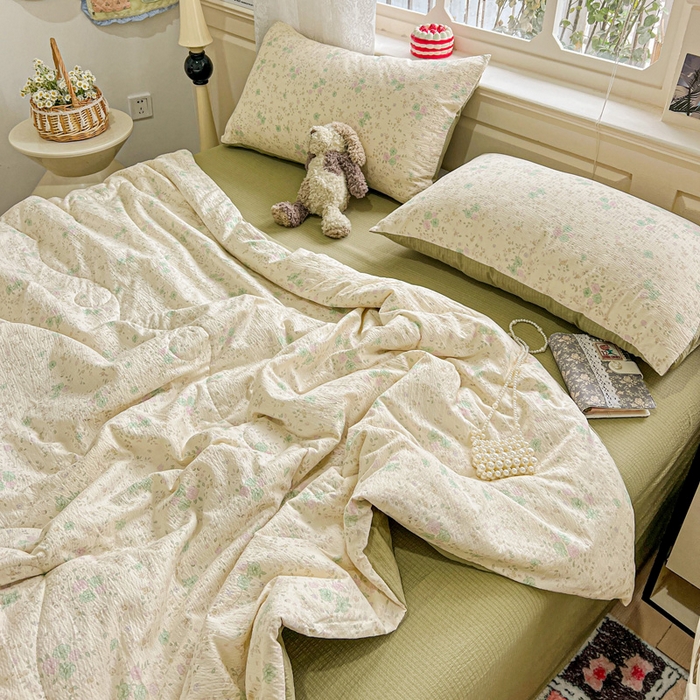 91家纺网 家纺一手货源 找家纺 一比一家纺 2025新款云感皱皱纱简单款夏被夏凉被空调被四件套 薄荷微凉