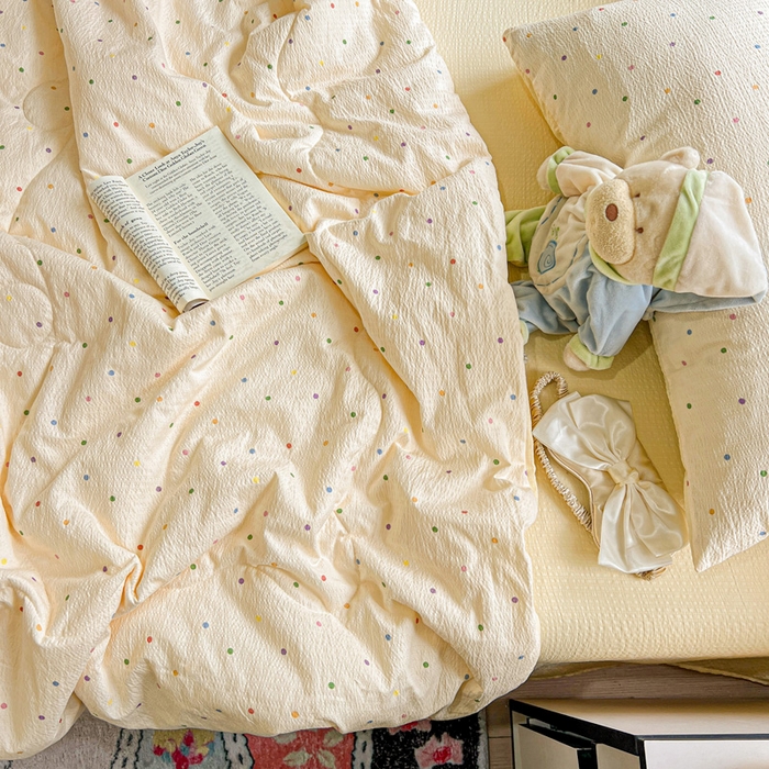 91家纺网 家纺一手货源 找家纺 一比一家纺 2025新款云感皱皱纱简单款夏被夏凉被空调被四件套 彩波点