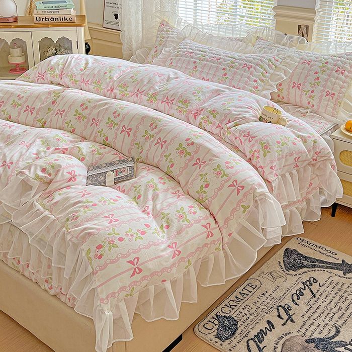 91家纺网 家纺一手货源 找家纺 艾橙家纺 2025新款雪纺花边加棉床笠款单品四件套-单枕套 微风许甜