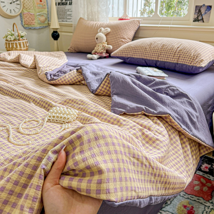 91家纺网 家纺一手货源 找家纺 一比一家纺 2025新款云感皱皱纱简单款夏被夏凉被空调被四件套 复古格