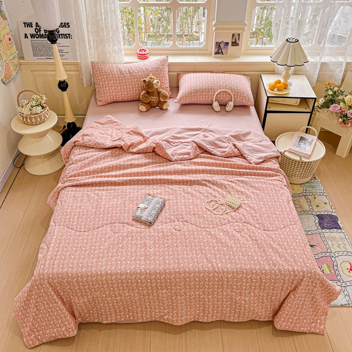 91家纺网 家纺一手货源 找家纺 一比一家纺 2025新款云感皱皱纱简单款夏被夏凉被空调被四件套 复古红花