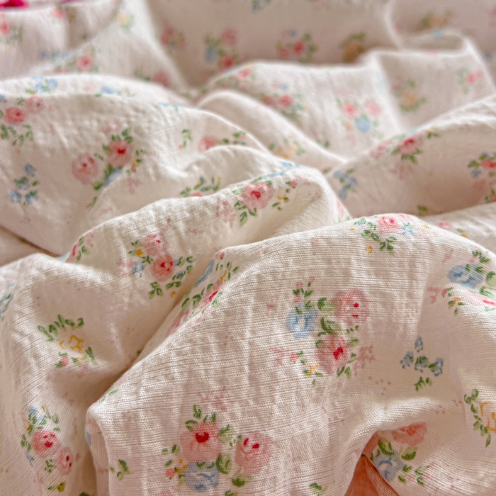 91家纺网 家纺一手货源 找家纺 一比一家纺 2025新款云感皱皱纱简单款夏被夏凉被空调被四件套 花期