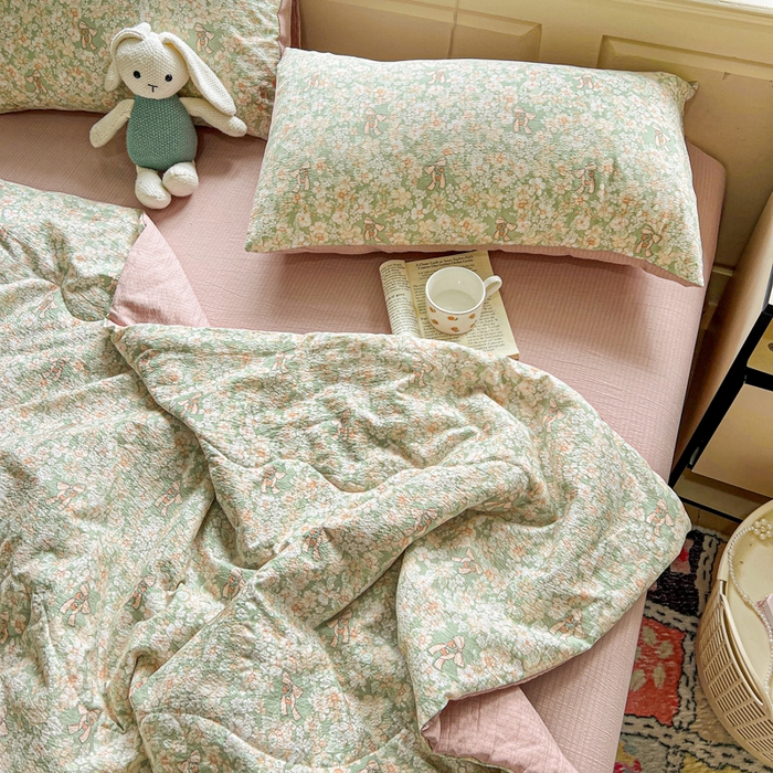 91家纺网 家纺一手货源 找家纺 一比一家纺 2025新款云感皱皱纱简单款夏被夏凉被空调被四件套 花束-绿