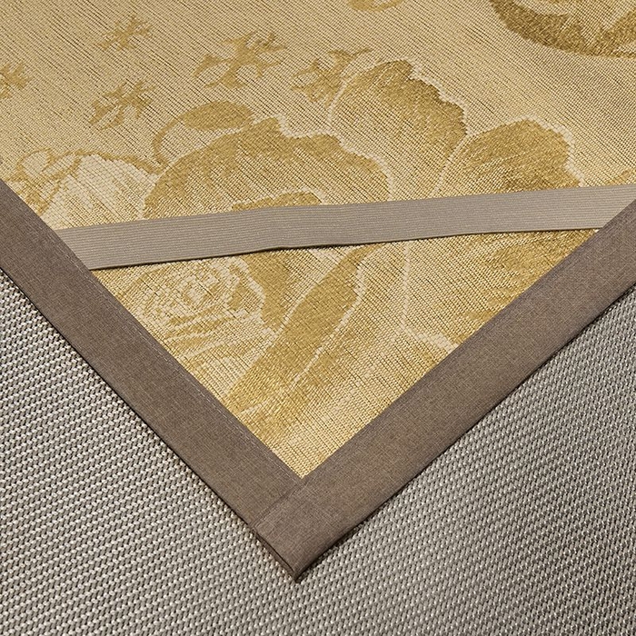 91家纺网 家纺一手货源 找家纺 绒艺席业 2025新款抗菌刺绣凉感冰藤席 腊肠狗-魅力灰