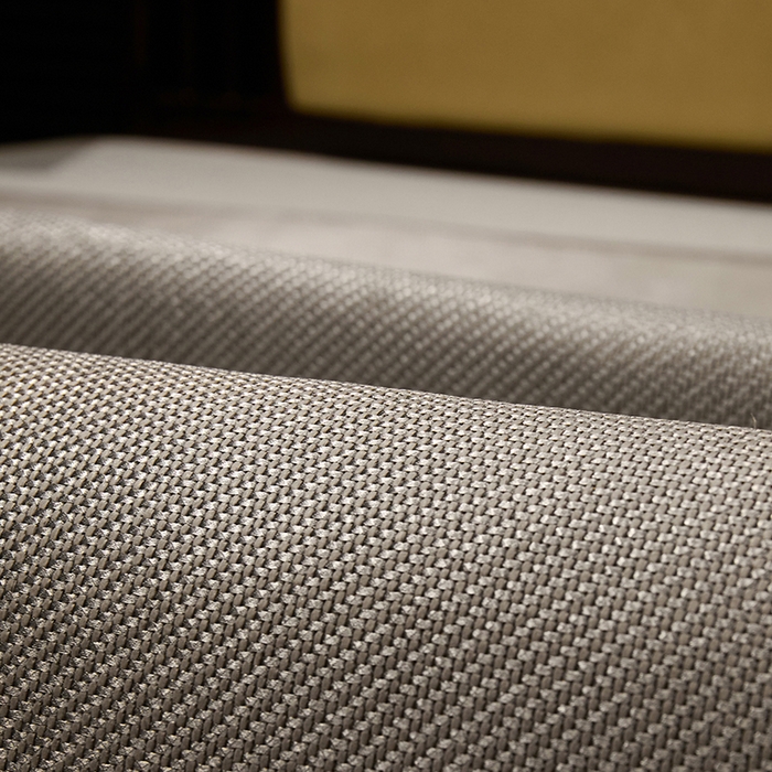 91家纺网 家纺一手货源 找家纺 绒艺席业 2025新款抗菌刺绣凉感冰藤席 腊肠狗-魅力灰