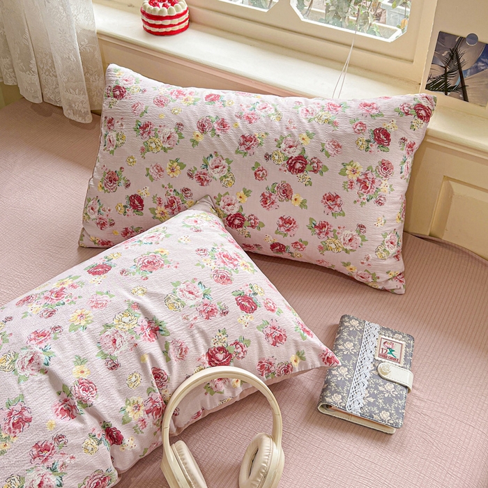 91家纺网 家纺一手货源 找家纺 一比一家纺 2025新款云感皱皱纱简单款夏被夏凉被空调被四件套 玫瑰花园粉