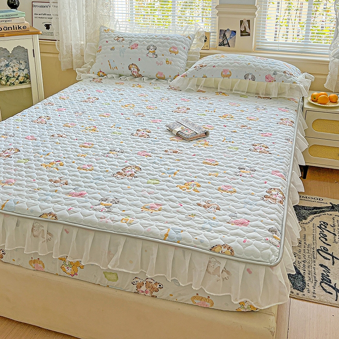 91家纺网 家纺一手货源 找家纺 艾橙家纺 2025新款雪纺花边加棉床笠款单品四件套-单床笠 丹妮狗