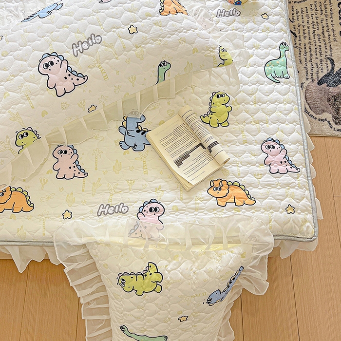 91家纺网 家纺一手货源 找家纺 艾橙家纺 2025新款雪纺花边加棉床笠款单品四件套-单床笠 恐龙日记