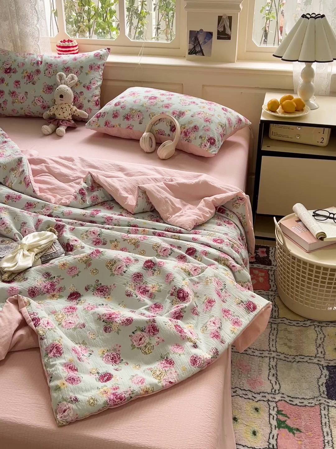 91家纺网 家纺一手货源 找家纺 一比一家纺 2025新款云感皱皱纱简单款夏被夏凉被空调被四件套 玫瑰花园兰