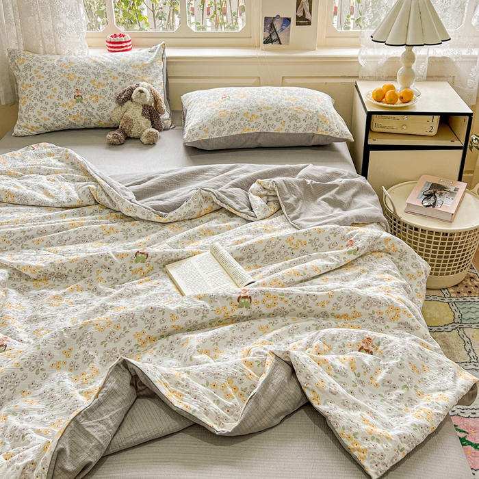 91家纺网 家纺一手货源 找家纺 一比一家纺 2025新款云感皱皱纱简单款夏被夏凉被空调被四件套 妮可