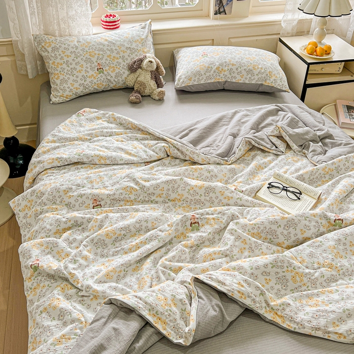 91家纺网 家纺一手货源 找家纺 一比一家纺 2025新款云感皱皱纱简单款夏被夏凉被空调被四件套 妮可