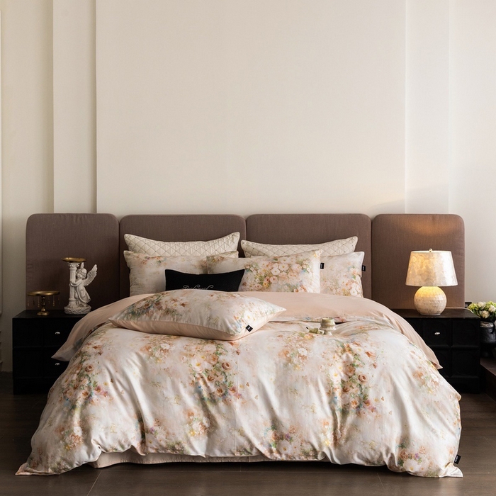 91家纺网 家纺一手货源 找家纺 佳汐蓝家纺 2025新款春夏60S贡缎长绒棉数码印花四件套 樱雪-黄