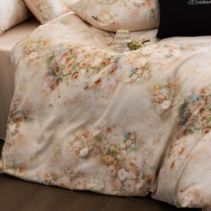 91家纺网 家纺一手货源 找家纺 佳汐蓝家纺 2025新款春夏60S贡缎长绒棉数码印花四件套 樱雪-黄