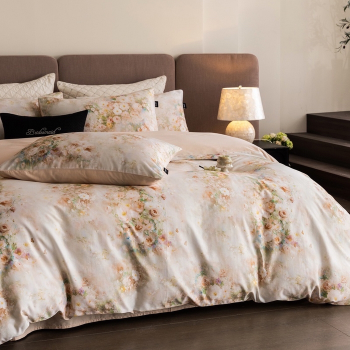 91家纺网 家纺一手货源 找家纺 佳汐蓝家纺 2025新款春夏60S贡缎长绒棉数码印花四件套 樱雪-黄