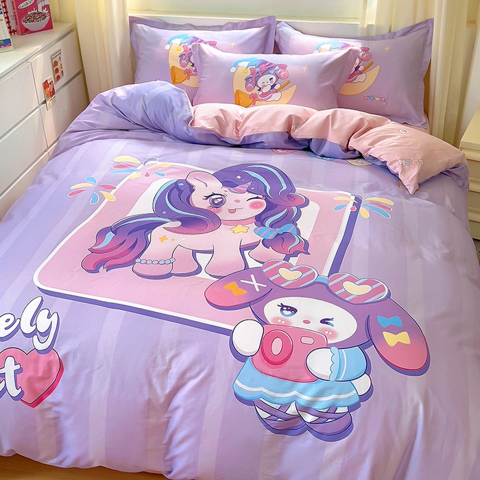 91家纺网 家纺一手货源 找家纺 浩诚 2025新款原创IP奈奈米全棉四件套-有作品登记证书 条纹宝莉