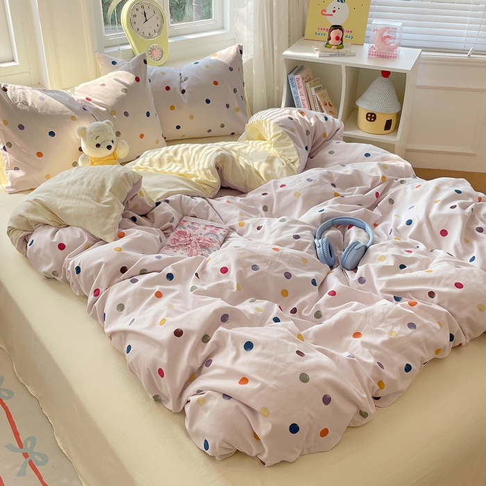 91家纺网 家纺一手货源 找家纺 思诺羽床笠 2025春夏新款小清新105克高克重水洗棉印花四件套 七彩波点