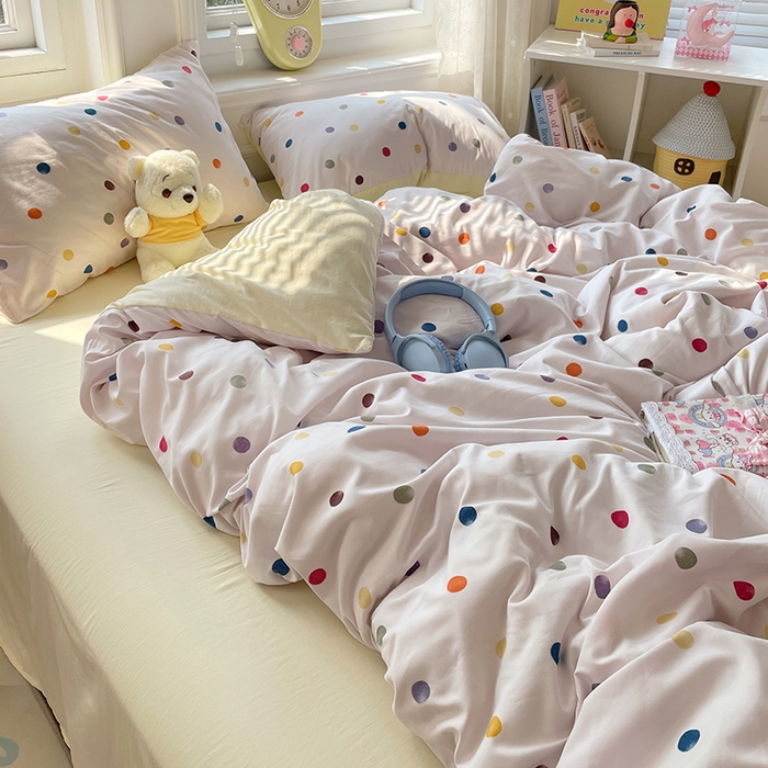 91家纺网 家纺一手货源 找家纺 思诺羽床笠 2025春夏新款小清新105克高克重水洗棉印花四件套 七彩波点