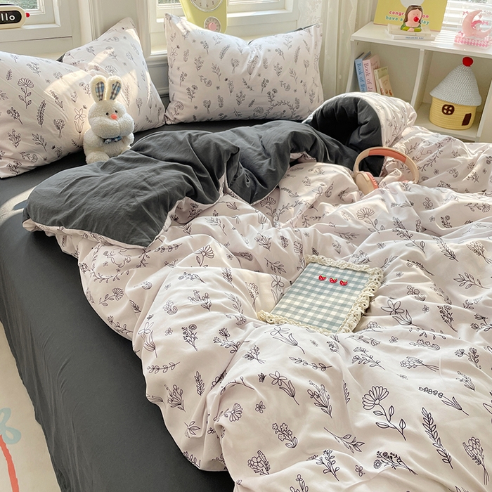 91家纺网 家纺一手货源 找家纺 思诺羽床笠 2025春夏新款小清新105克高克重水洗棉印花四件套 月影繁花