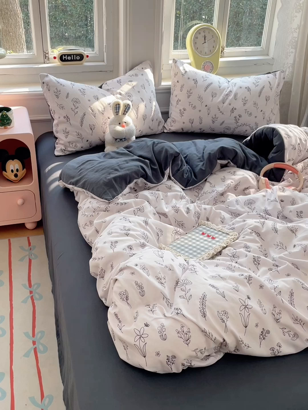 91家纺网 家纺一手货源 找家纺 思诺羽床笠 2025春夏新款小清新105克高克重水洗棉印花四件套 月影繁花