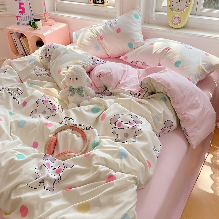 91家纺网 家纺一手货源 找家纺 思诺羽床笠 2025春夏新款小清新105克高克重水洗棉印花四件套 斑点狗