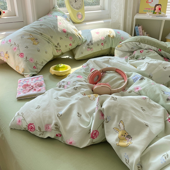 91家纺网 家纺一手货源 找家纺 思诺羽床笠 2025春夏新款小清新105克高克重水洗棉印花四件套 春日