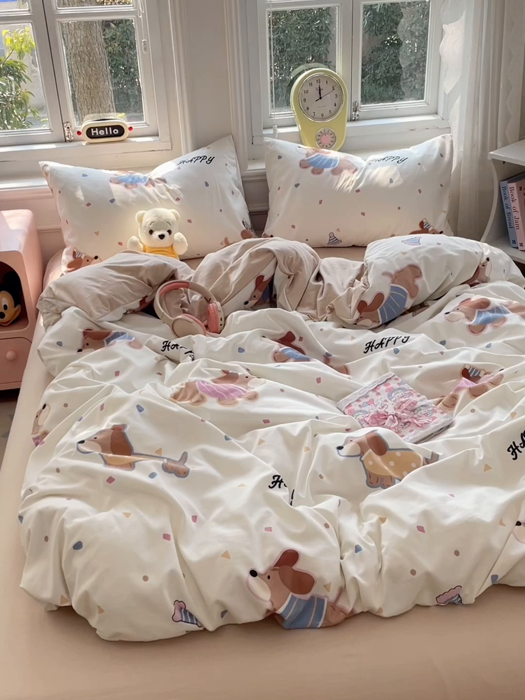 91家纺网 家纺一手货源 找家纺 思诺羽床笠 2025春夏新款小清新105克高克重水洗棉印花四件套 腊肠狗