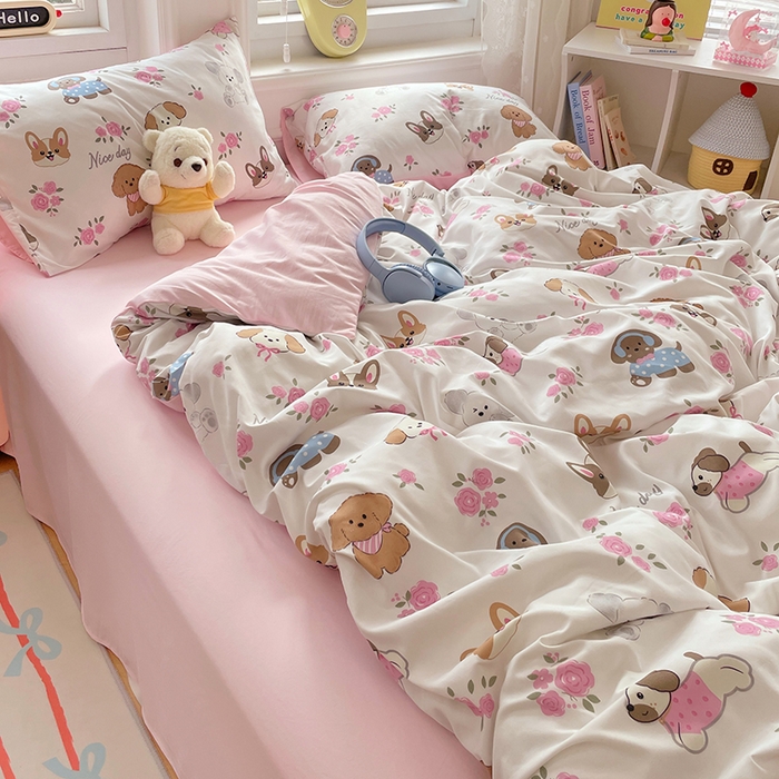 91家纺网 家纺一手货源 找家纺 思诺羽床笠 2025春夏新款小清新105克高克重水洗棉印花四件套 萌宠之家