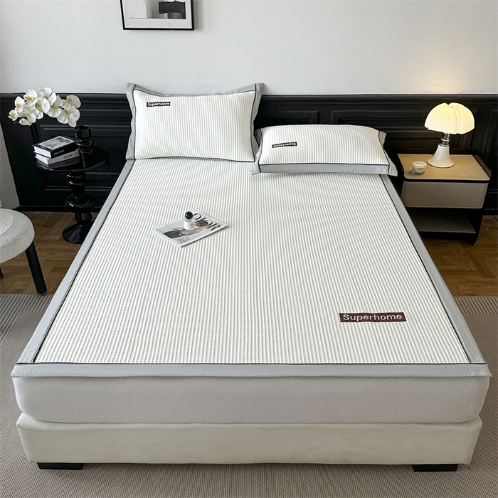 91家纺网 家纺一手货源 找家纺 笙意家纺 2025新款A类PE华夫格豆豆凉感软席-雅克系列 雅克-柔光白